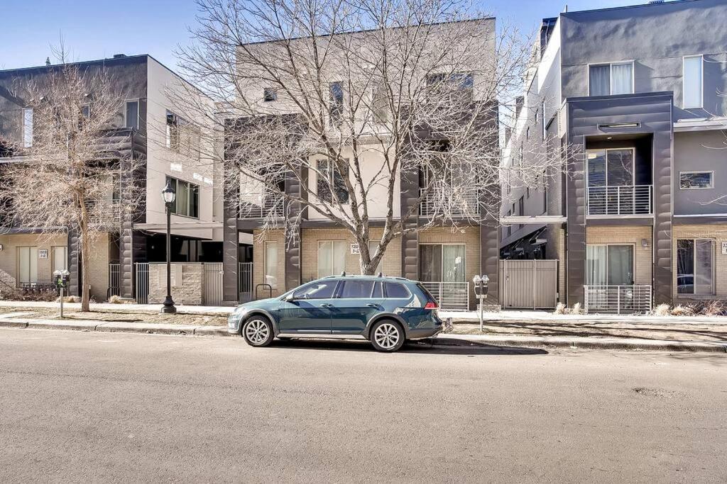 Luxurious, 3 Bdr Home-Balcony, Rooftop And Parking Denver Exterior photo